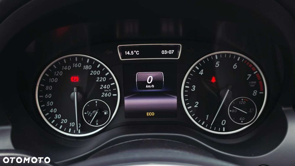 Mercedes-Benz Klasa A 180 (BlueEFFICIENCY) Urban - 20