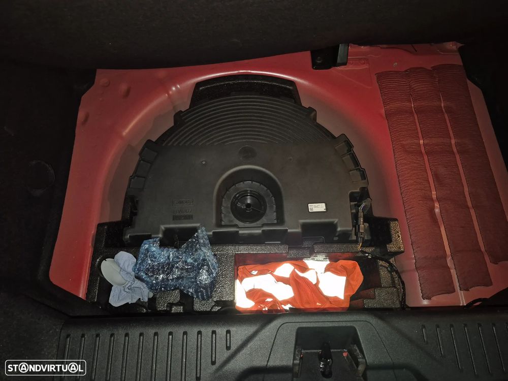 Ford Fiesta 1.0 EcoBoost Active+ - 29