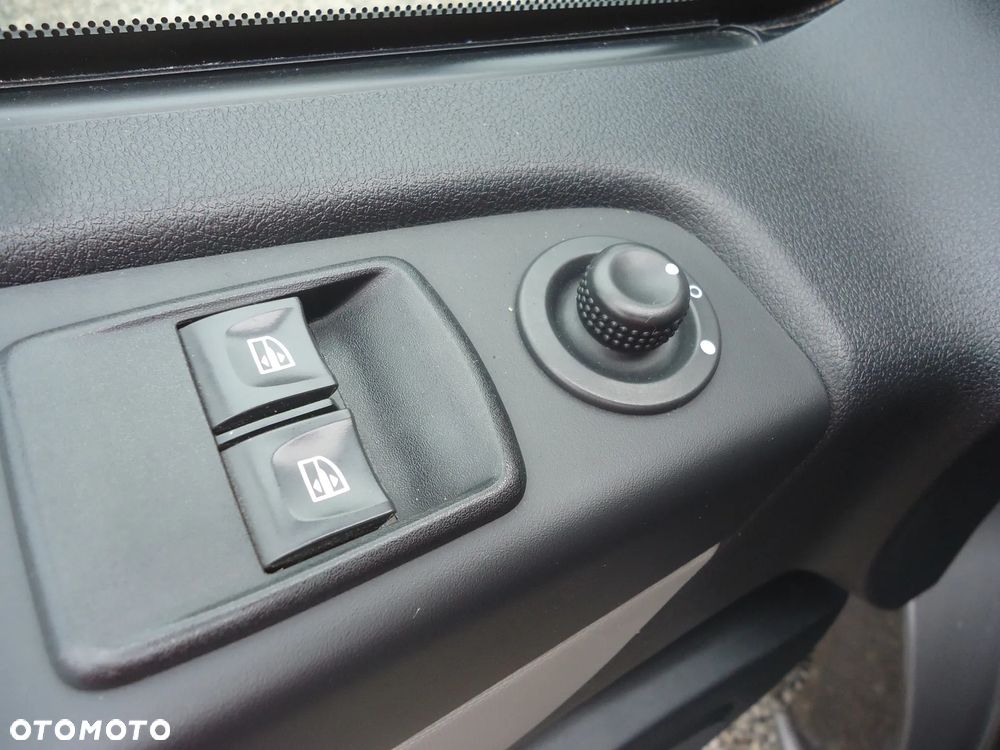 Renault Trafic Combi L1H1 Authentique - 17