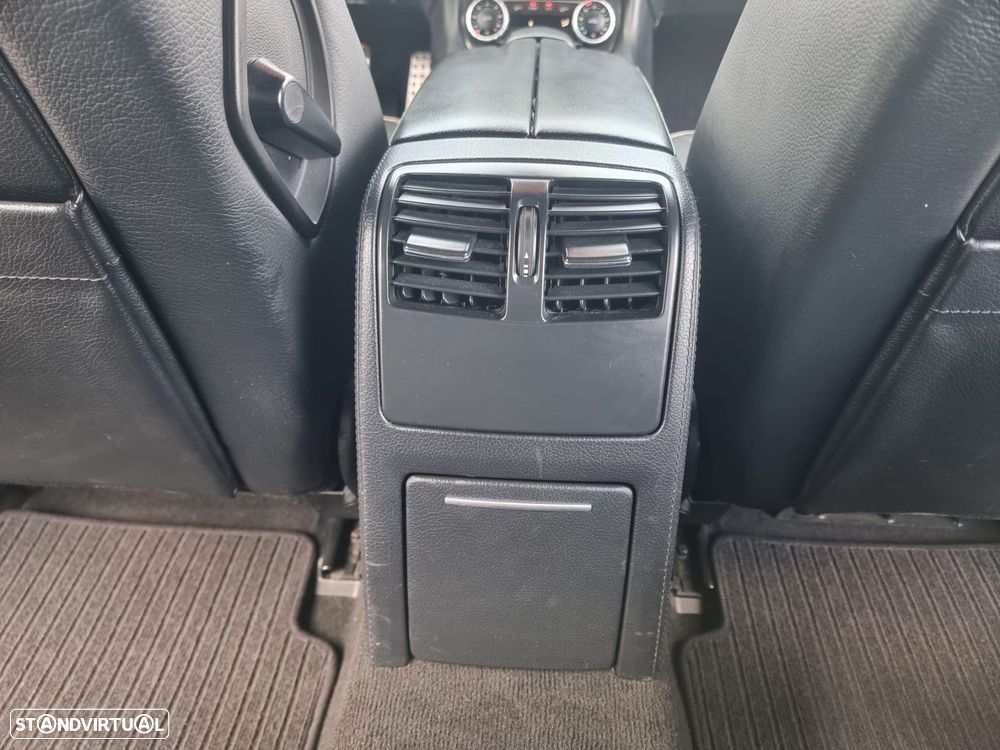 Mercedes-Benz CLS 220 - 44