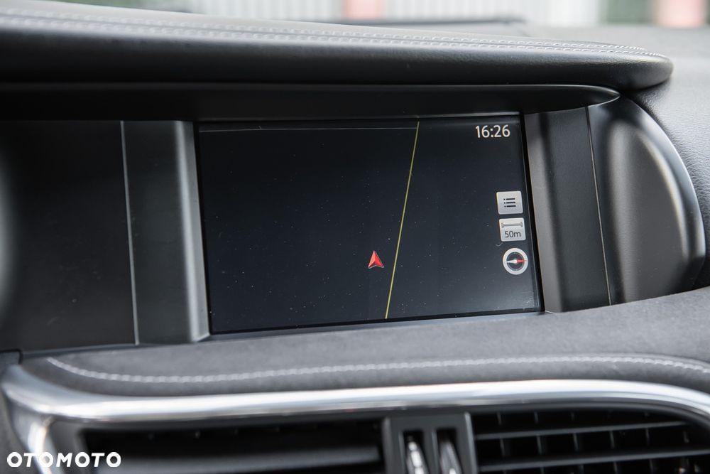 Infiniti Q30 2.0t DCT AWD Sport City Black - 20