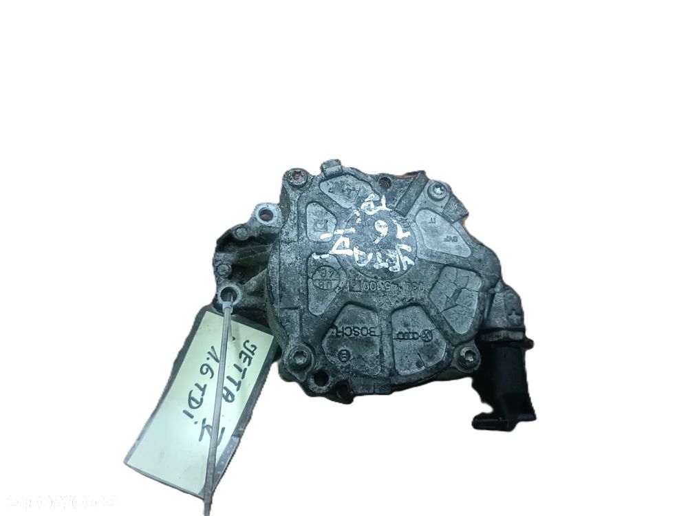 VOLKSWAGEN JETTA V 05-10 1,6 TDI POMPA VACUM WAKUM BOSCH 03L145100G * - 2