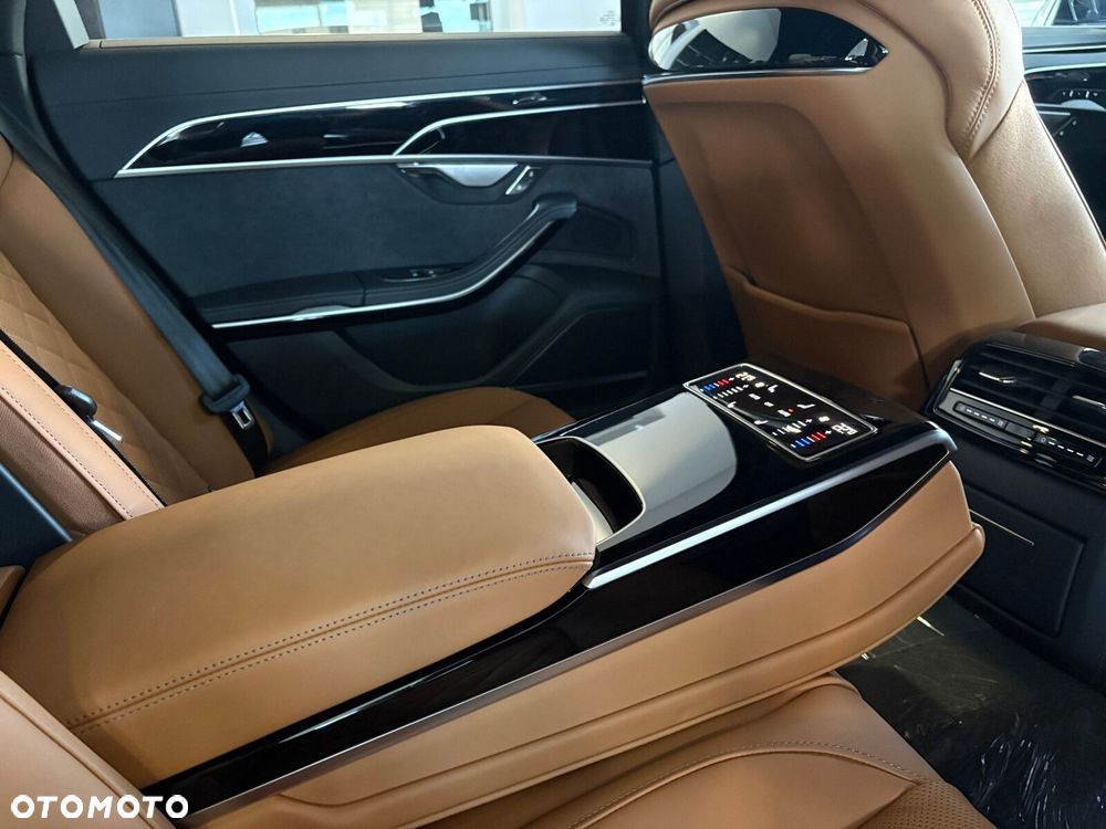 Audi A8 - 22