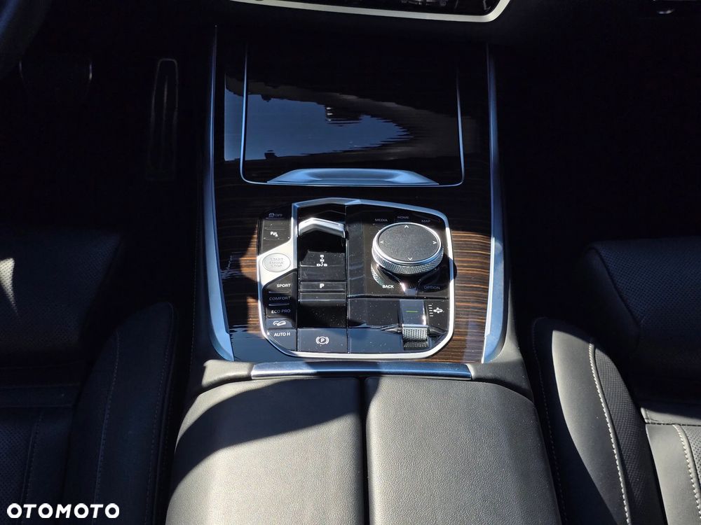 BMW X7 xDrive40d mHEV M Sport sport - 19