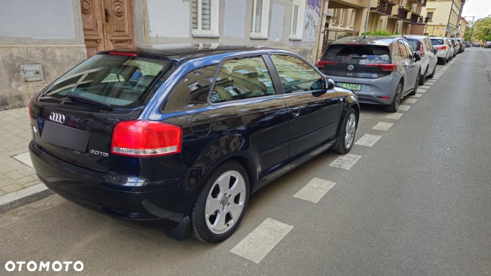 Audi A3 3-drzwiowe 2.0 TDI Ambiente - 4