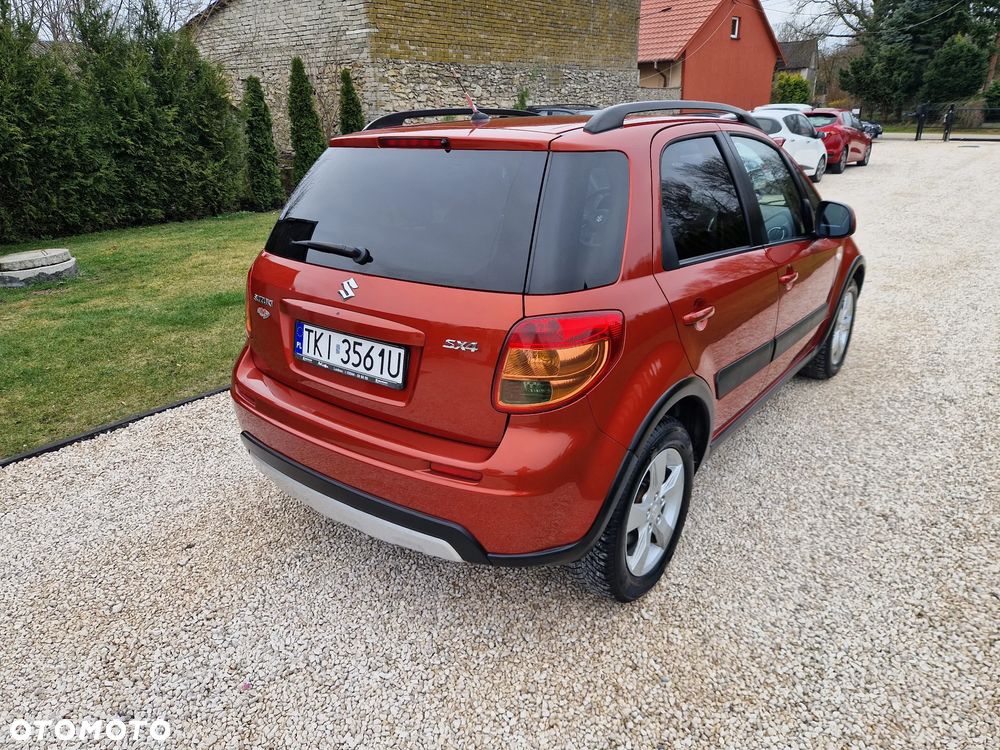 Suzuki SX4 1.6 VVT Streetline 4x2 Club - 18