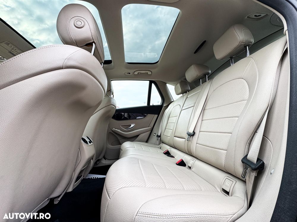 Mercedes-Benz GLC 250 d 4MATIC - 12