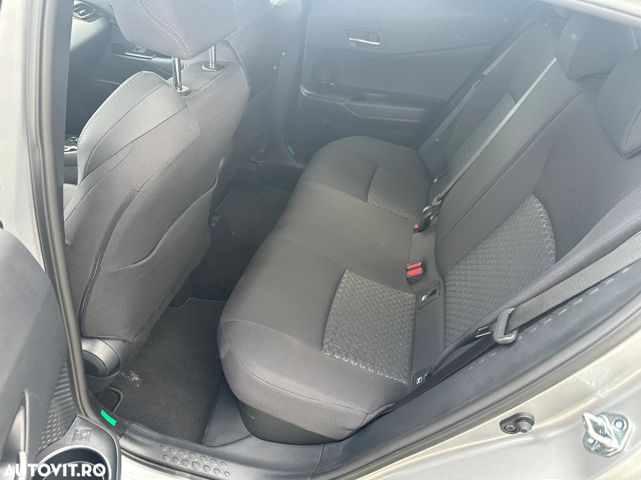 Toyota C-HR 2.0 HSD 184 CP 4x2 CVT Style - 14
