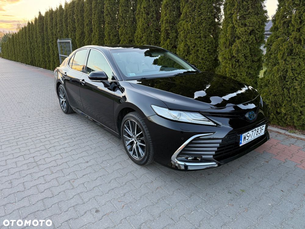 Toyota Camry 2.5 Hybrid Executive CVT - 1