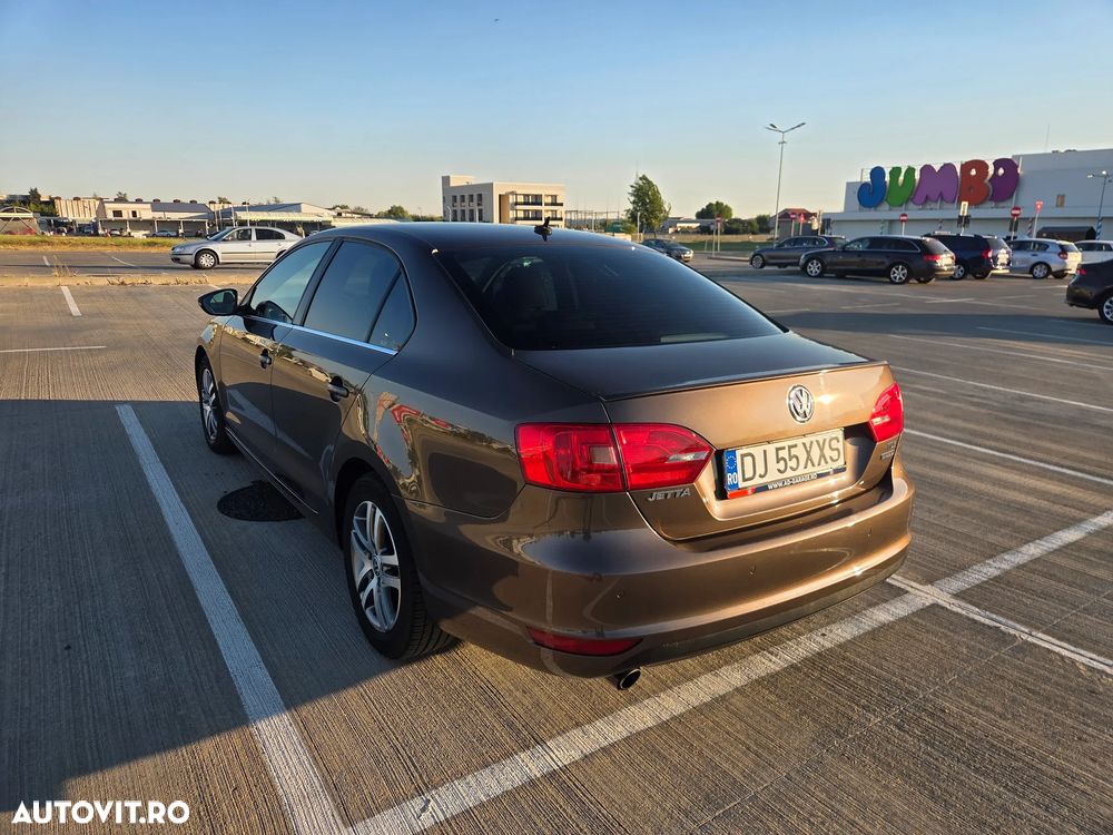 Volkswagen Jetta 1.6 TDI CR DPF DSG Highline - 30