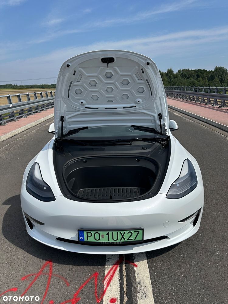 Tesla Model 3 - 18