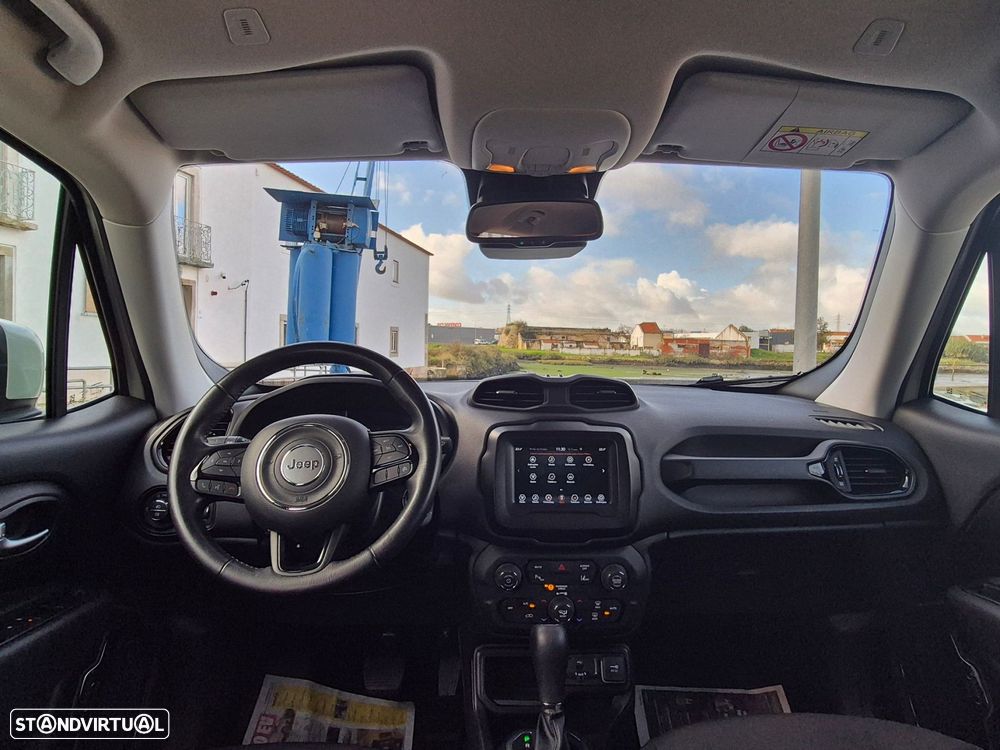 Jeep Renegade 1.3 T Night Eagle DCT - 10