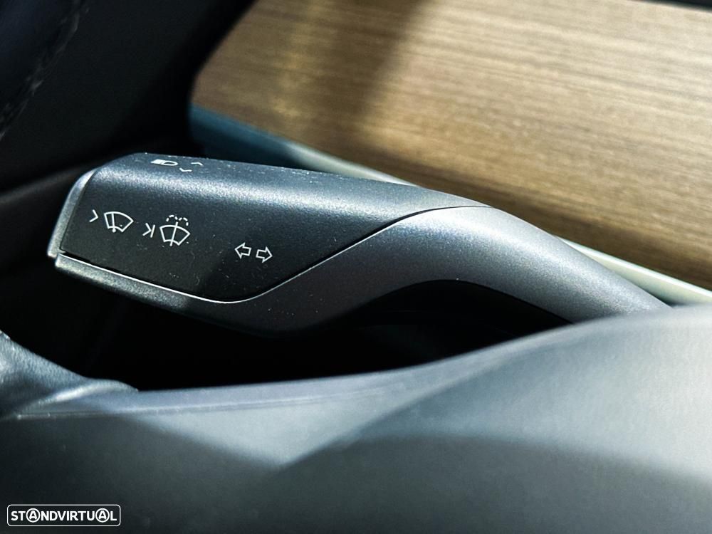 Tesla Model 3 Long-Range Dual Motor AWD - 40