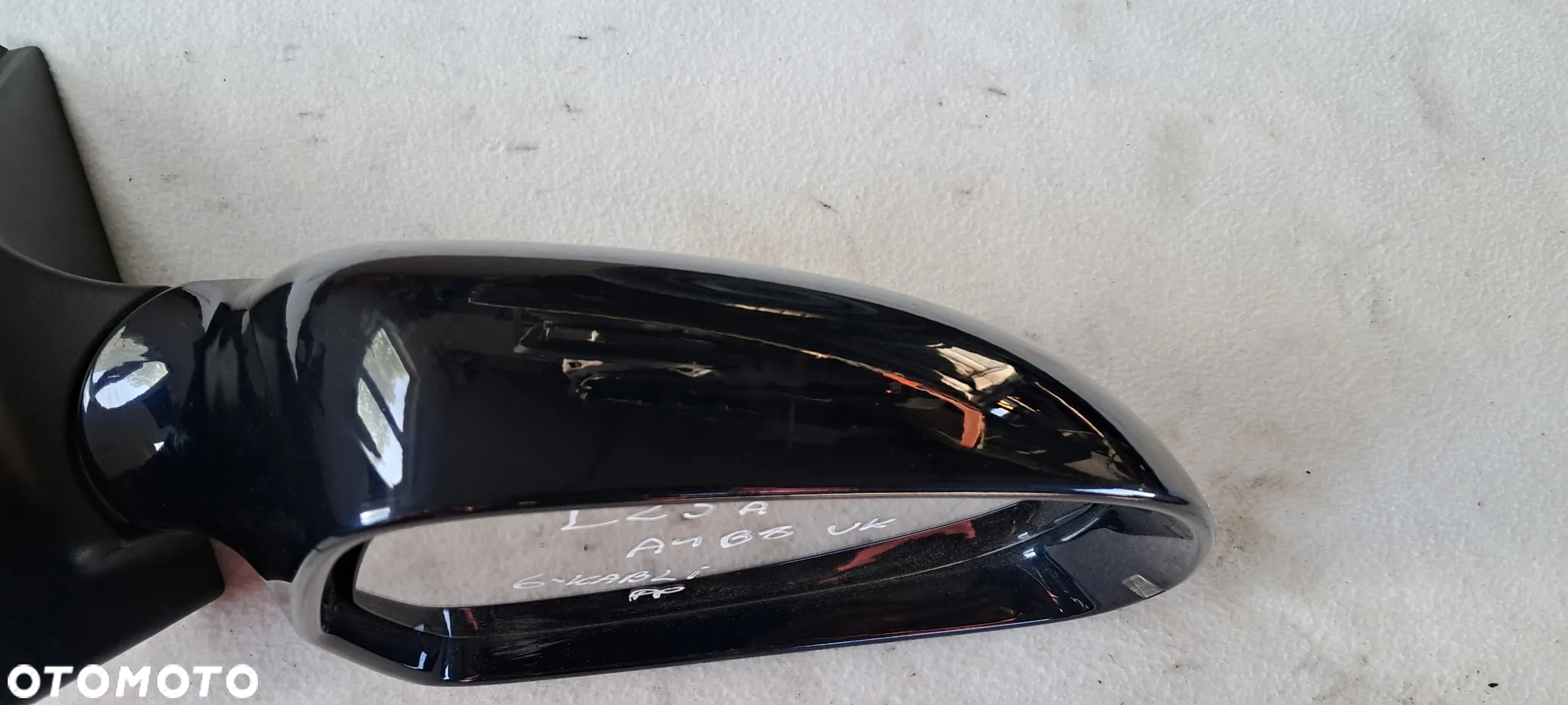 Lusterko Prawe LZ5A/LY9B Audi A4 B8 UK 6-Pin/Kabli - 3