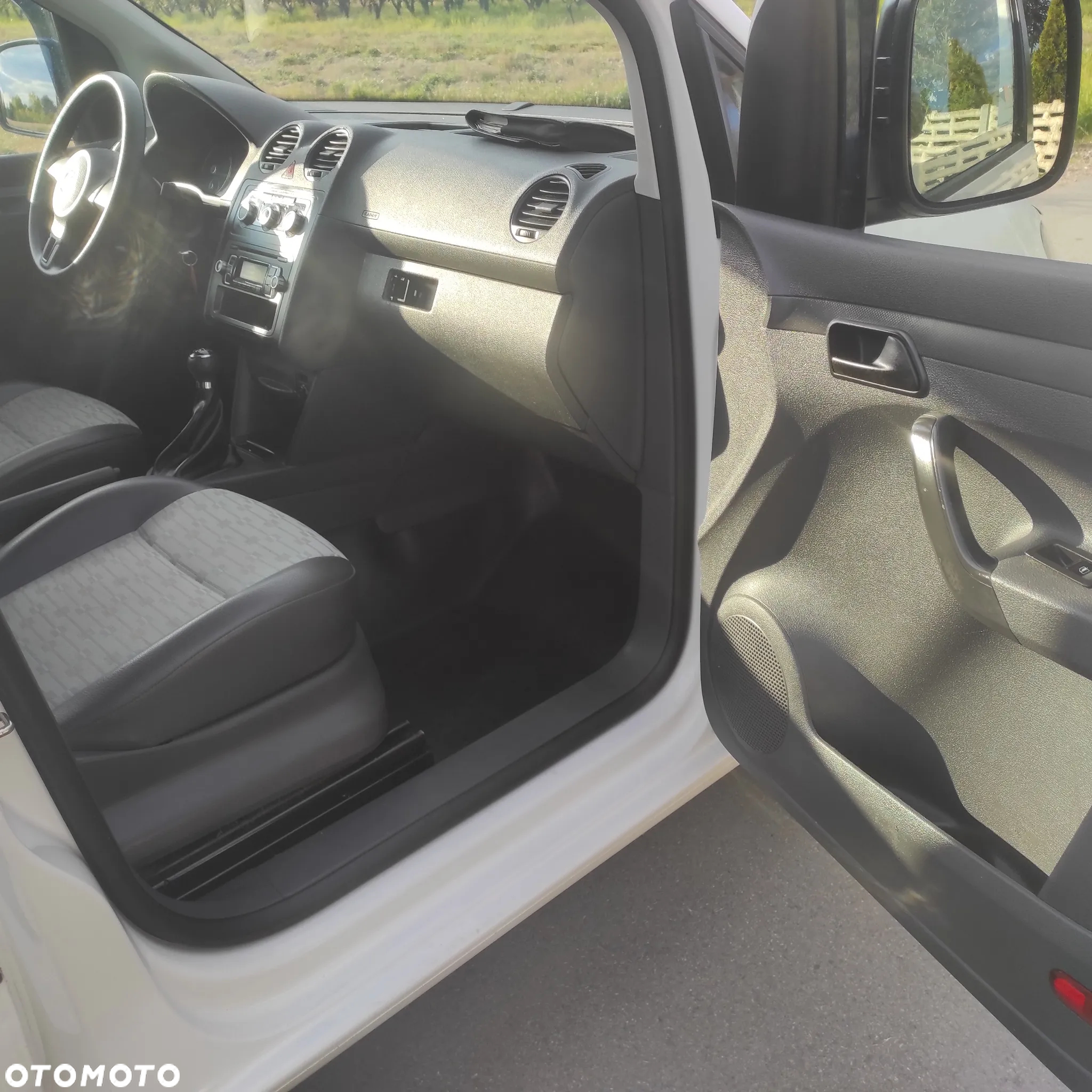 Volkswagen Caddy - 19