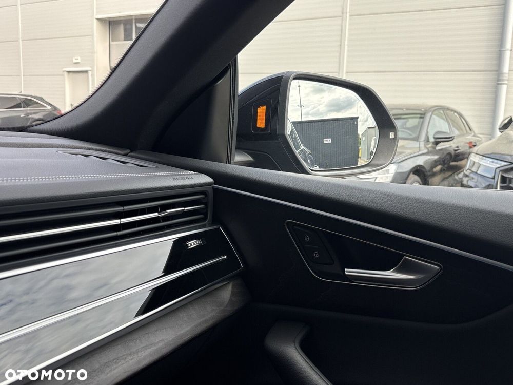 Audi Q8 - 27