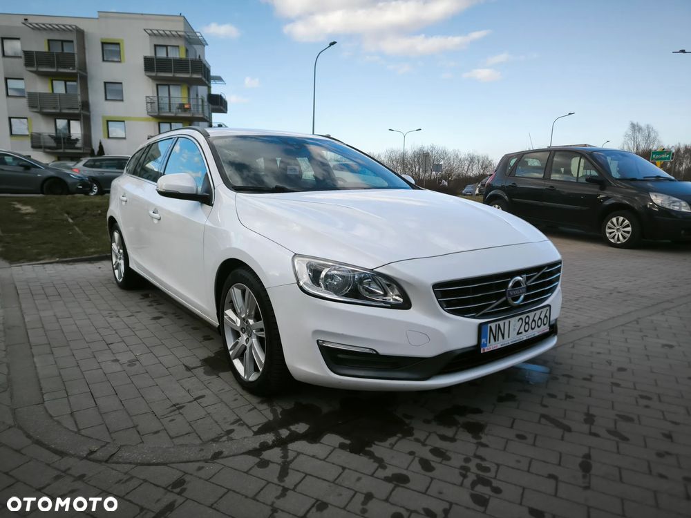 Volvo V60 D4 Kinetic - 4