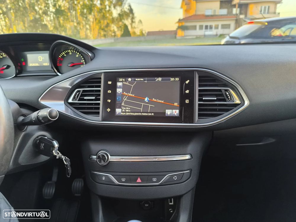 Peugeot 308 1.6 e-HDi Active - 49