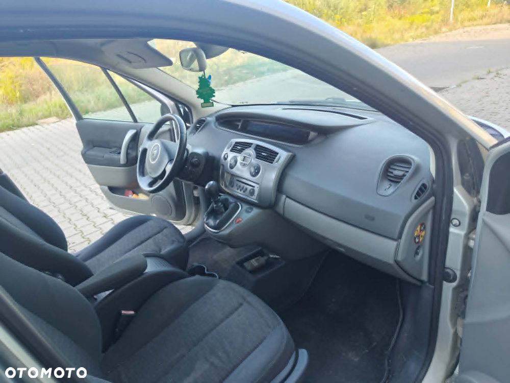 Renault Scenic - 3