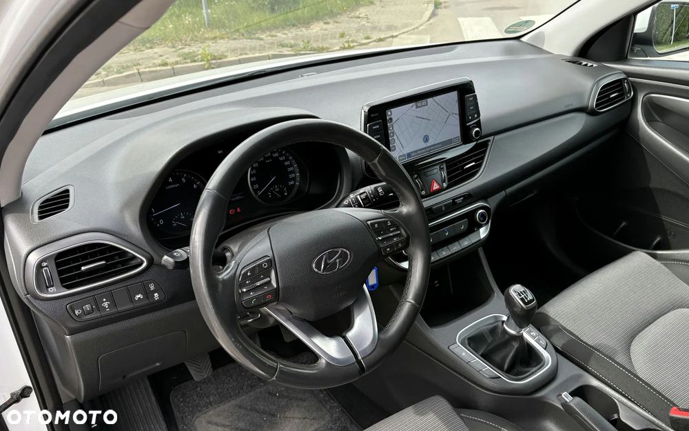 Hyundai i30 1.4 Passion - 19