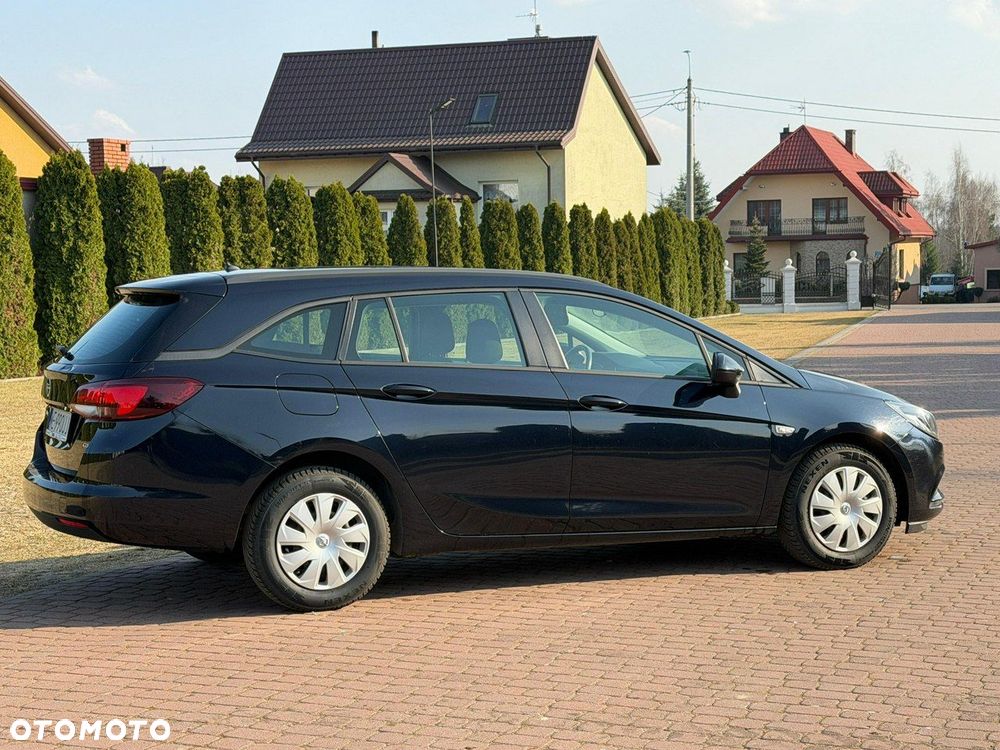 Opel Astra 1.6 CDTI Enjoy - 21