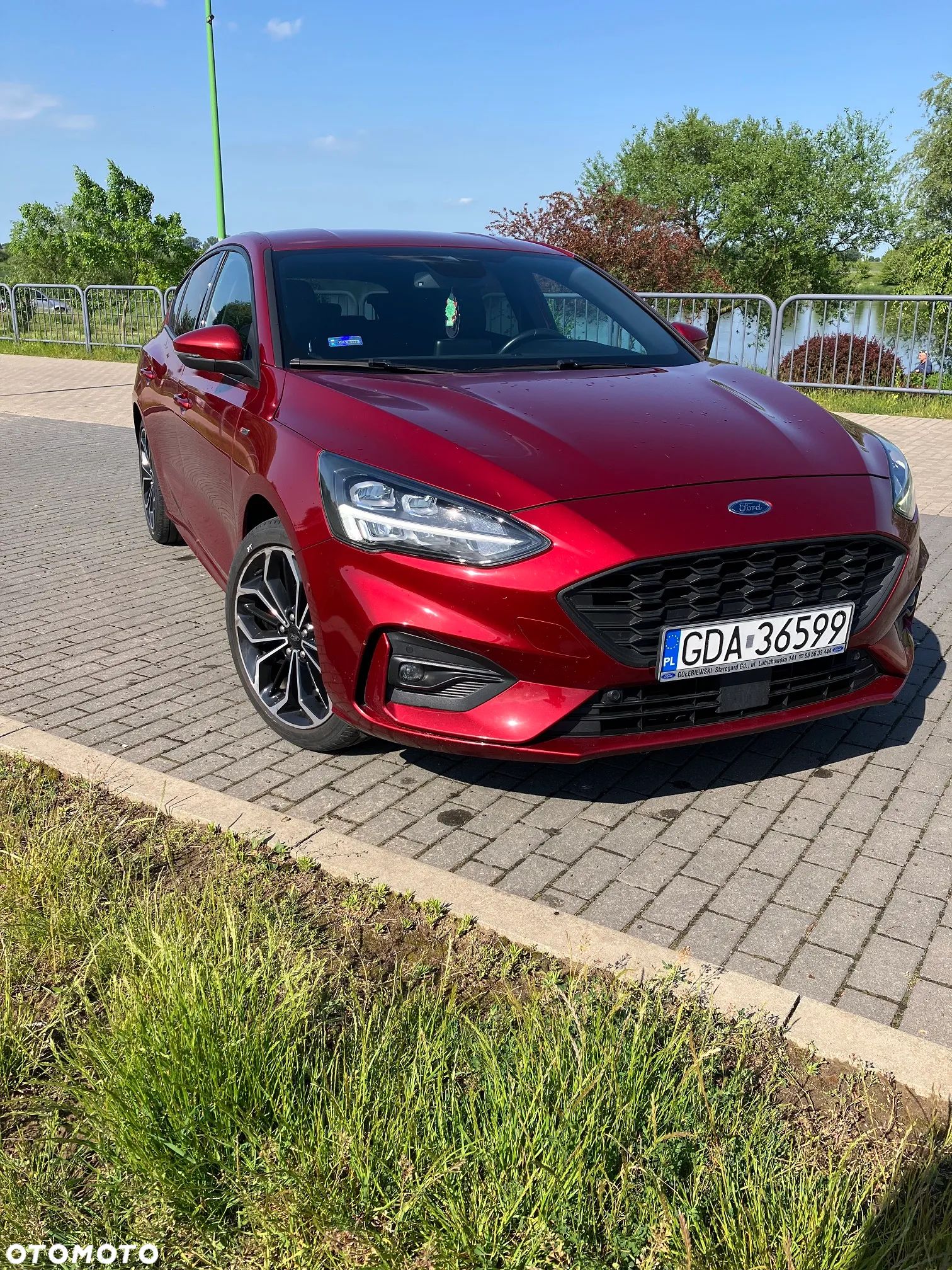 Ford Focus 1.5 EcoBoost ST-Line Business - 1