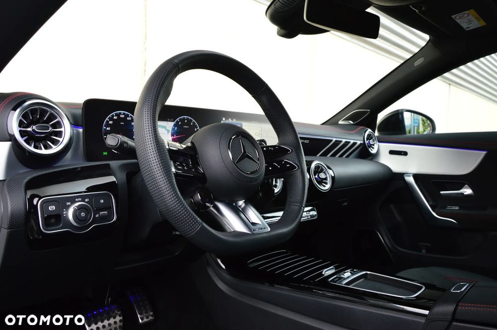 Mercedes-Benz CLA AMG 35 mHEV 4-Matic 8G-DCT - 12