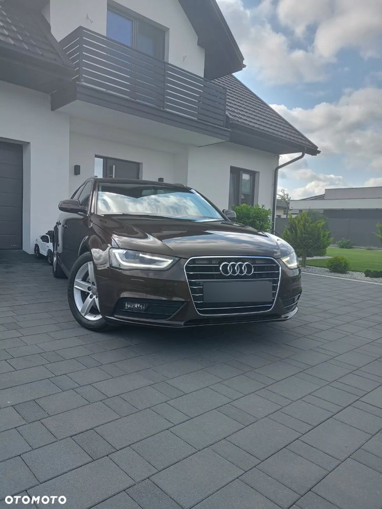 Audi A4 - 1