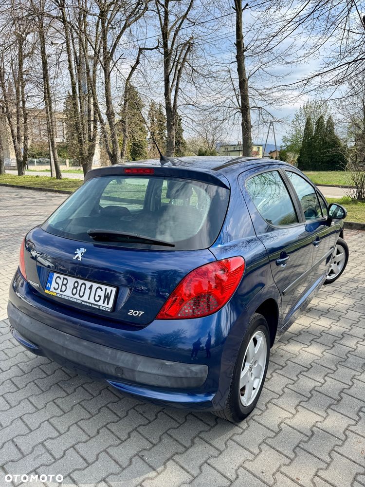 Peugeot 207 75 Filou - 12