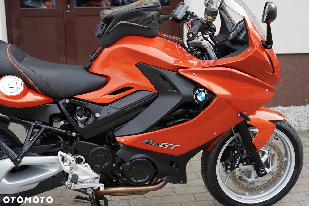 BMW F - 9