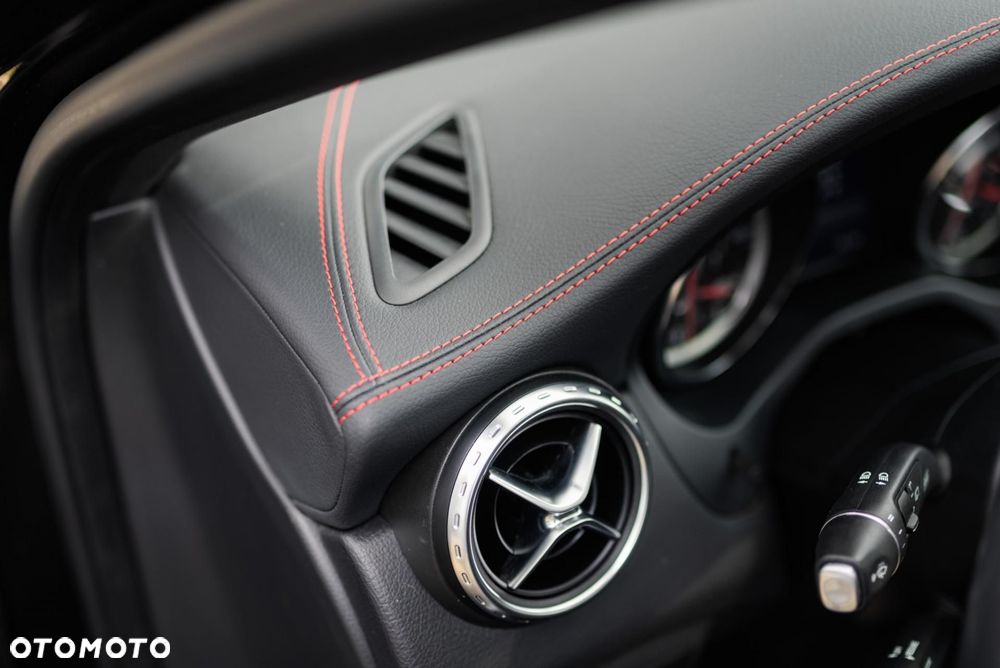 Mercedes-Benz GLA 45 AMG 4-Matic Edition 1 - 33