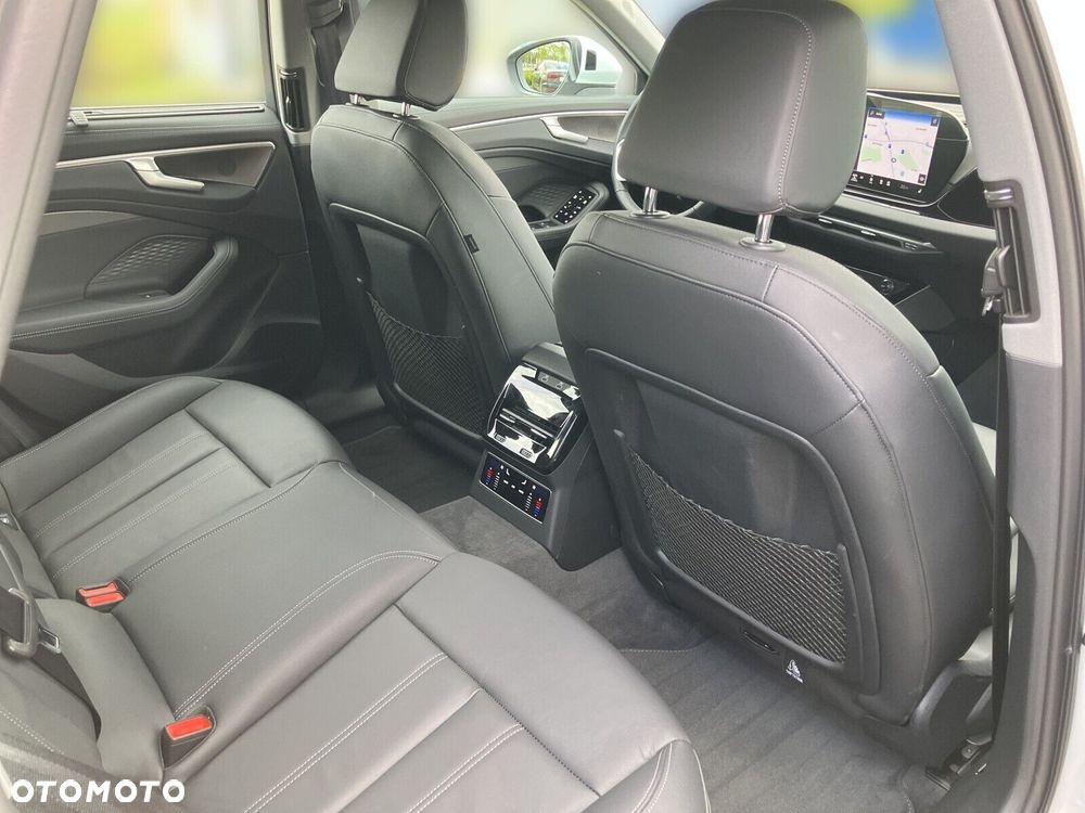 Audi A6 Avant - 16