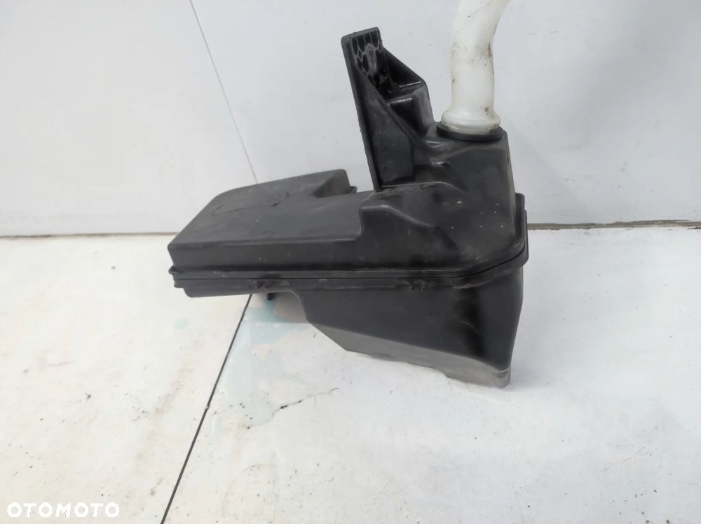 ZBIORNIK ZBIORNICZEK SPRYSKIWACZY VW TRANSPORTER T6 LIFT - 6