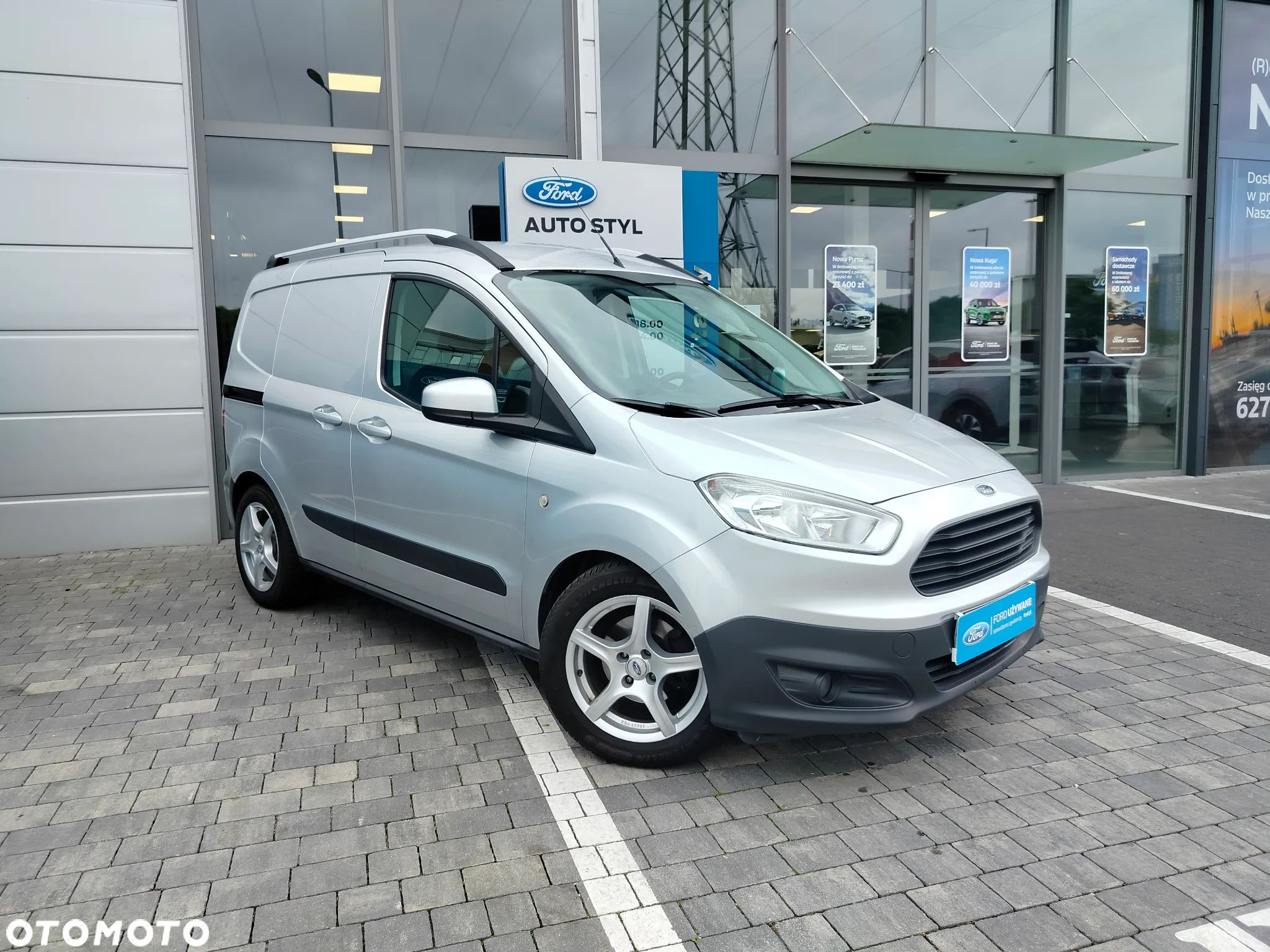 Ford Transit Courier - 1