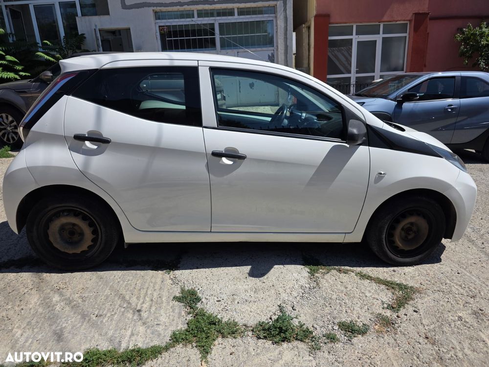 Toyota Aygo 1.0 X - 2