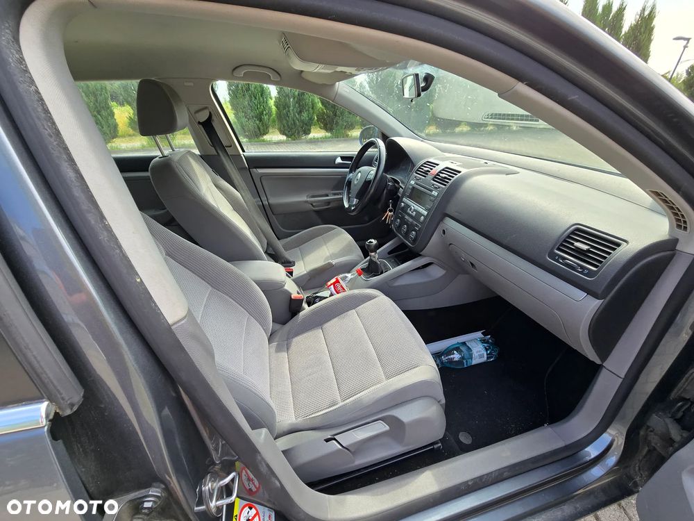 Volkswagen Golf 1.9 TDI Q-Line - 9