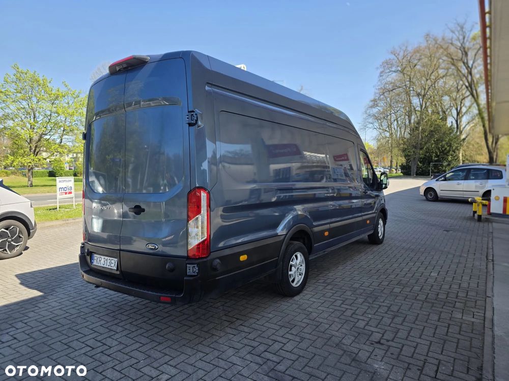 Ford Transit - 8