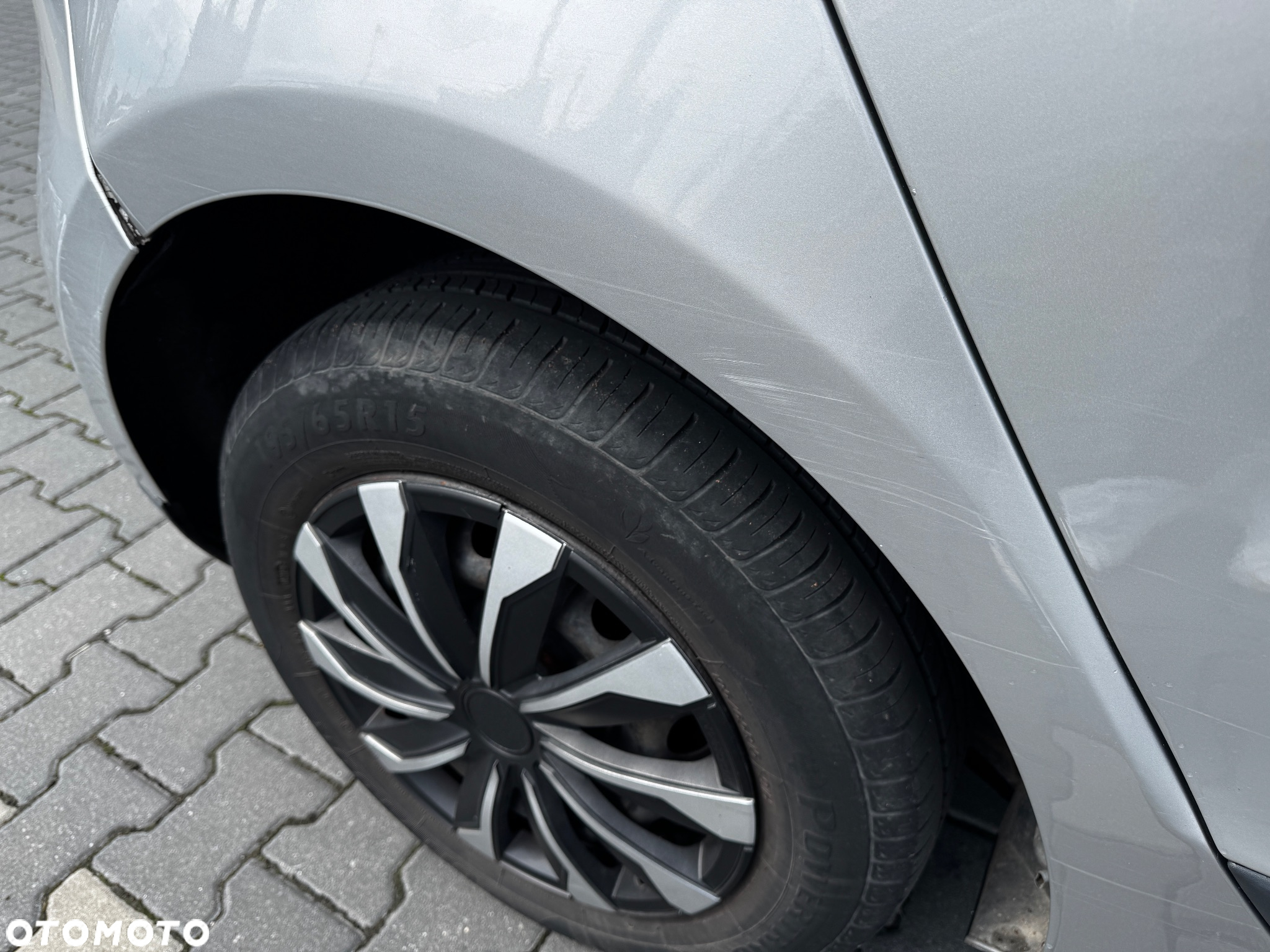 Renault Scenic 1.5 dCi Avantage - 4