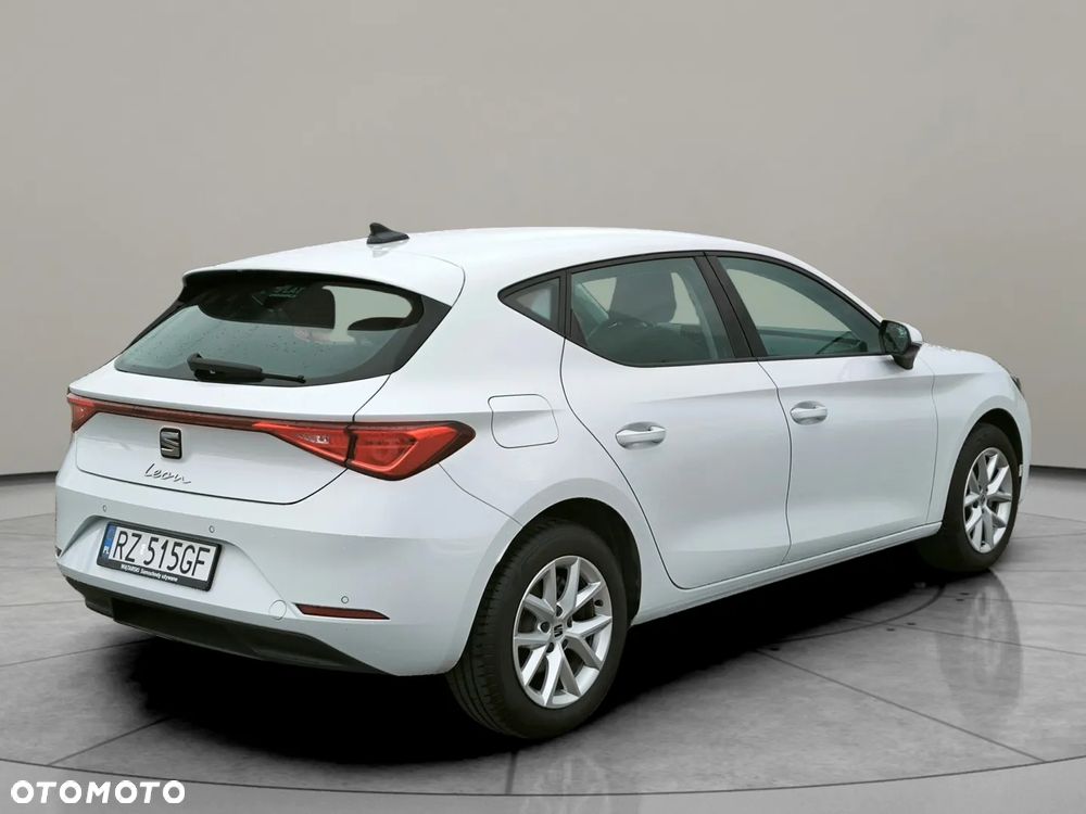 Seat Leon 1.5 eTSI Style DSG - 4