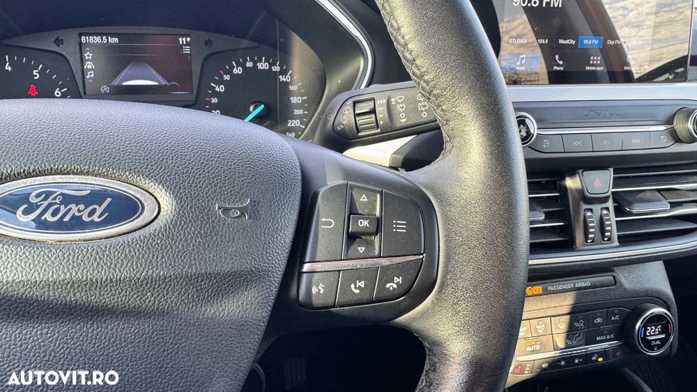 Ford Focus 1.0 EcoBoost Titanium - 10