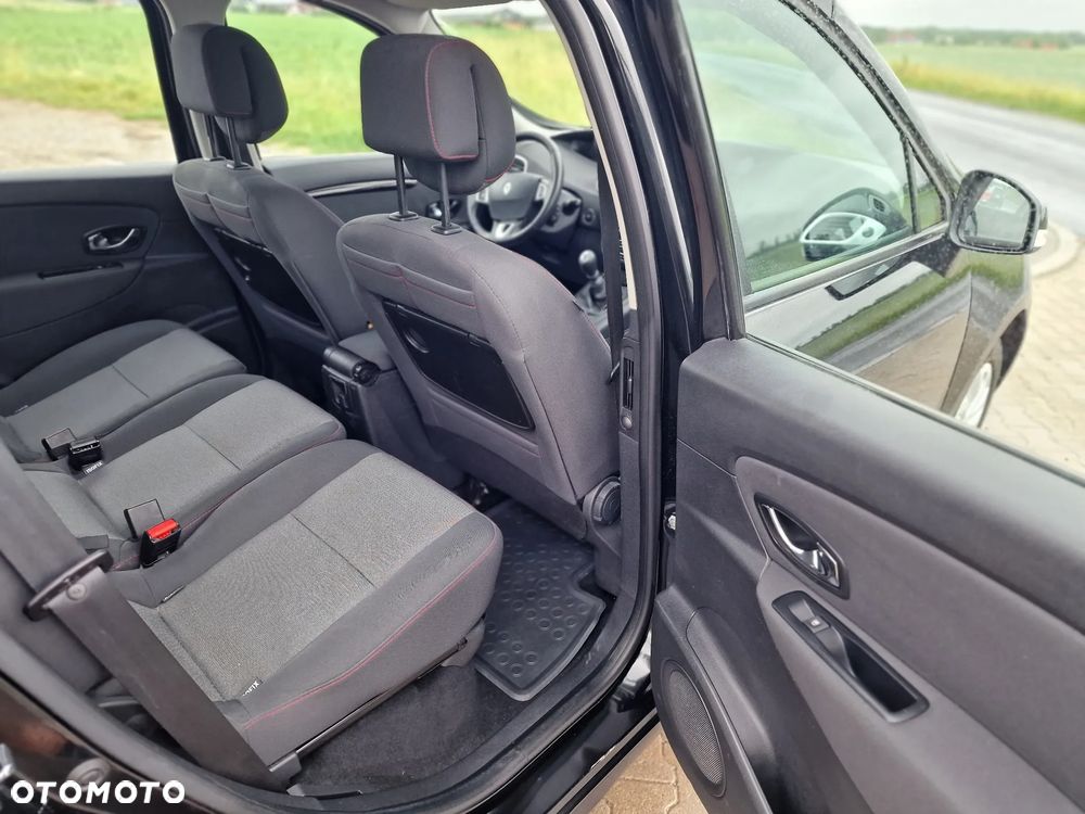 Renault Scenic dCi 110 Xmod Paris - 23