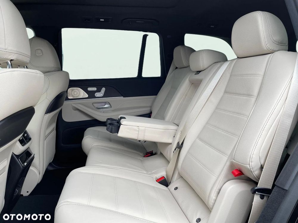 Mercedes-Benz GLS - 16