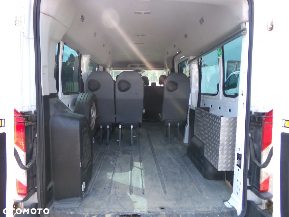 Ford Transit - 3