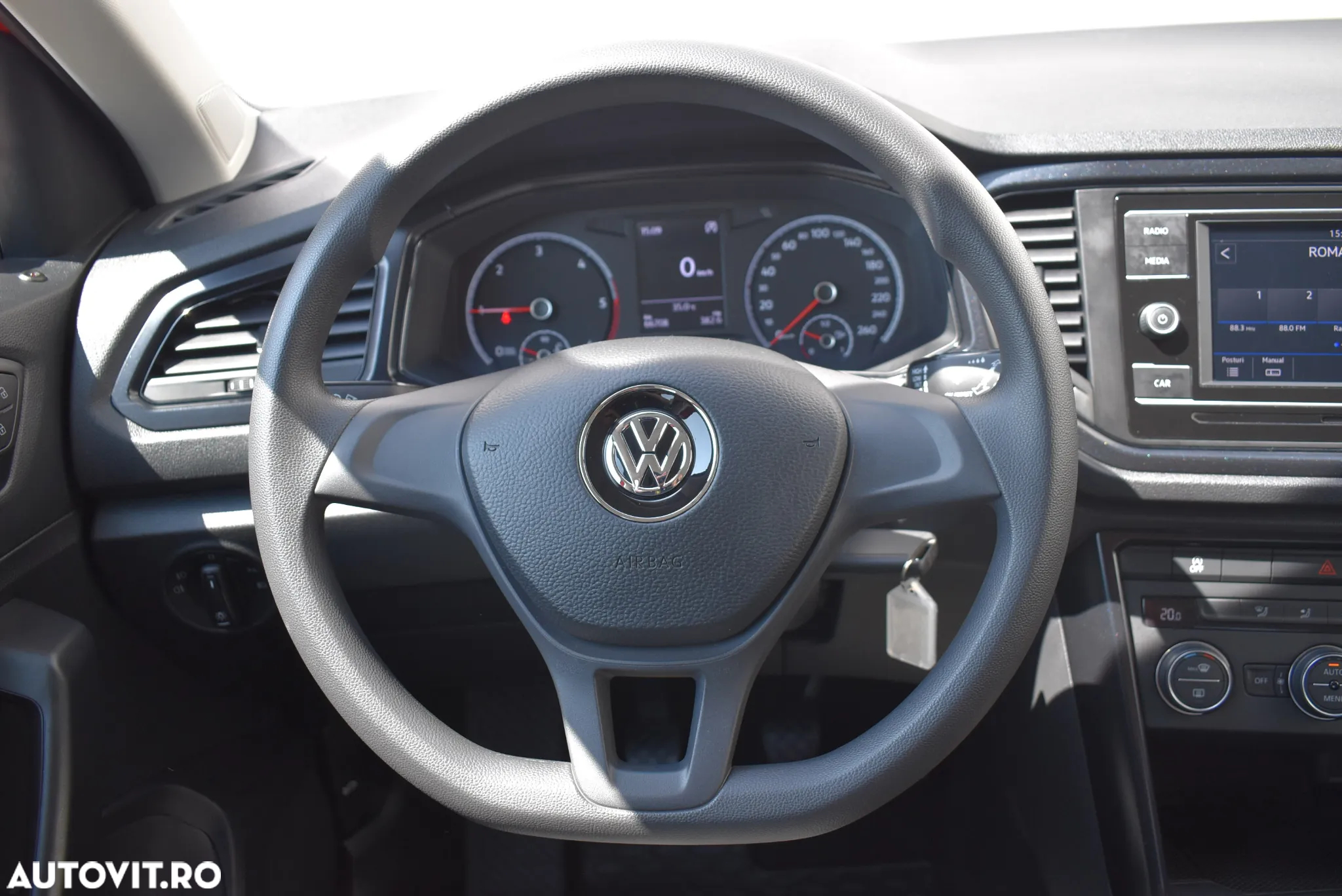 Volkswagen T-ROC 1.6 TDI Base - 21