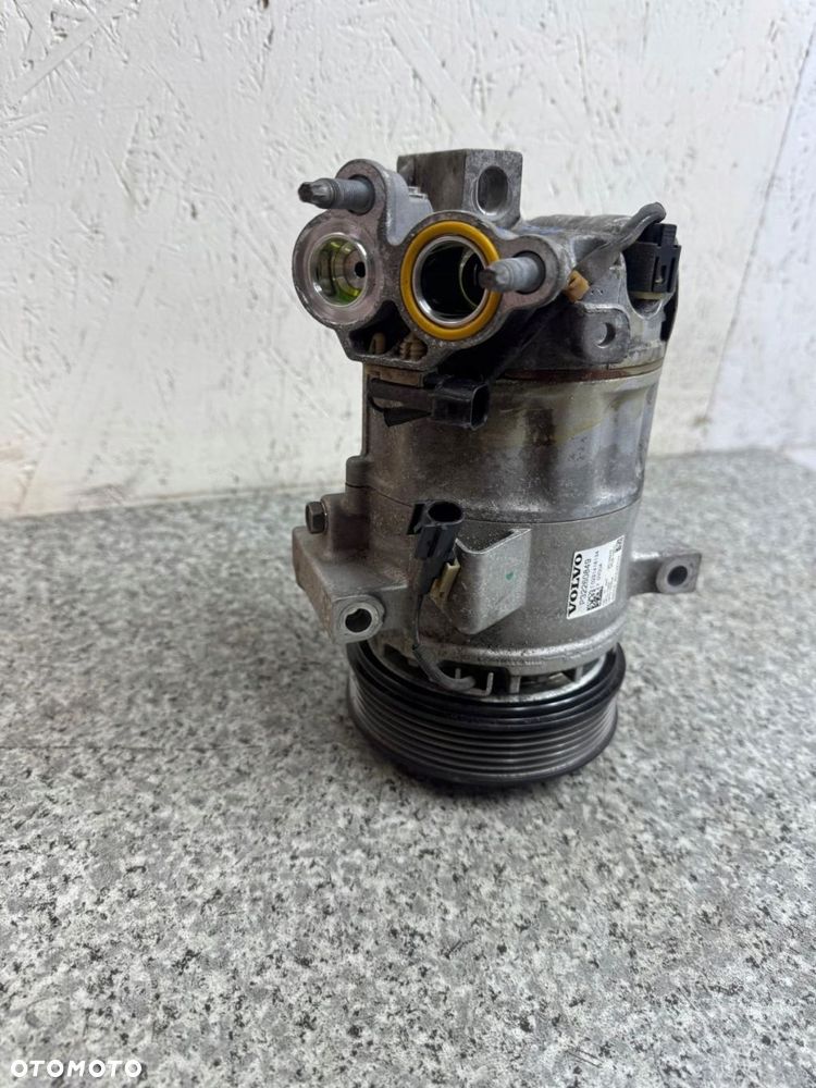 kompresor sprężarka klimatyzacji volvo xc40 2017-2024 32260849 2.0 d4 - 1