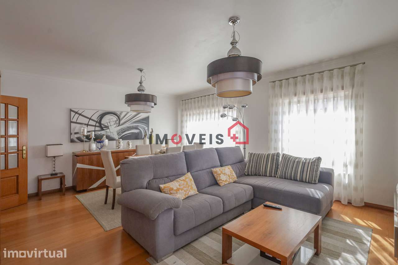 Apartamento T3 com Suíte, Garagem Fechada e Lugar de Garagem – Mari... - Grande imagem: 2/22