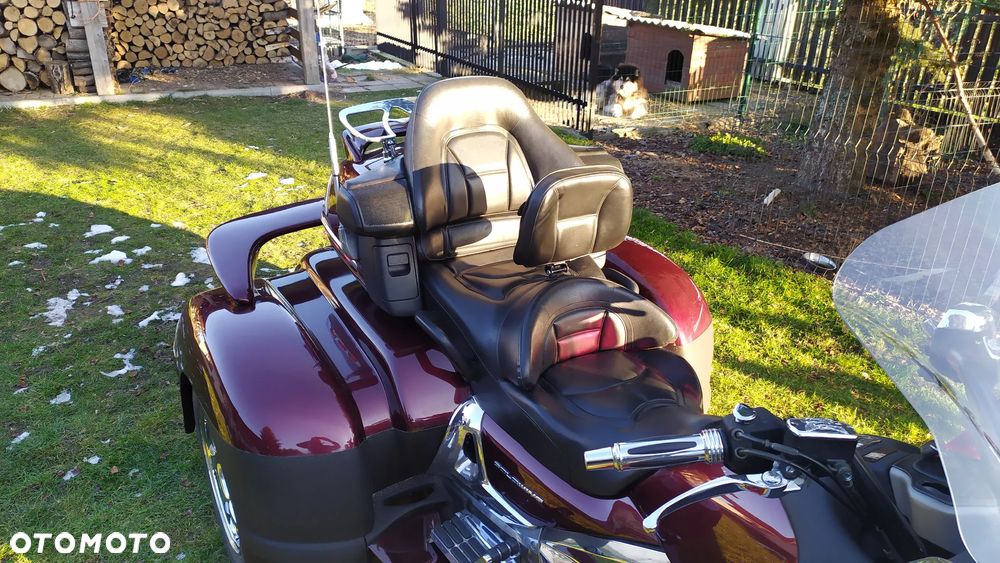 Honda GL - 40