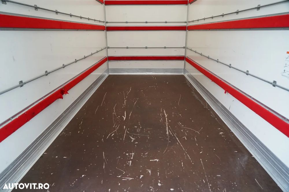 Iveco DAILY 35-160 / 4.3 M CONTAINER / LIFT / TWIN - 18