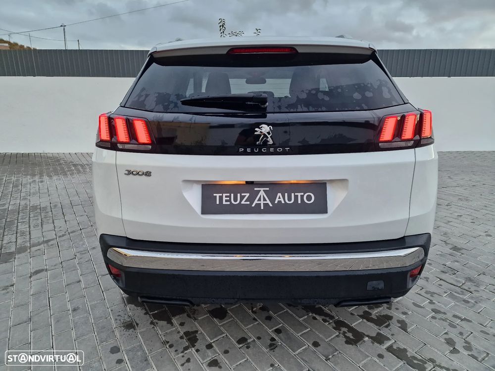 Peugeot 3008 - 8