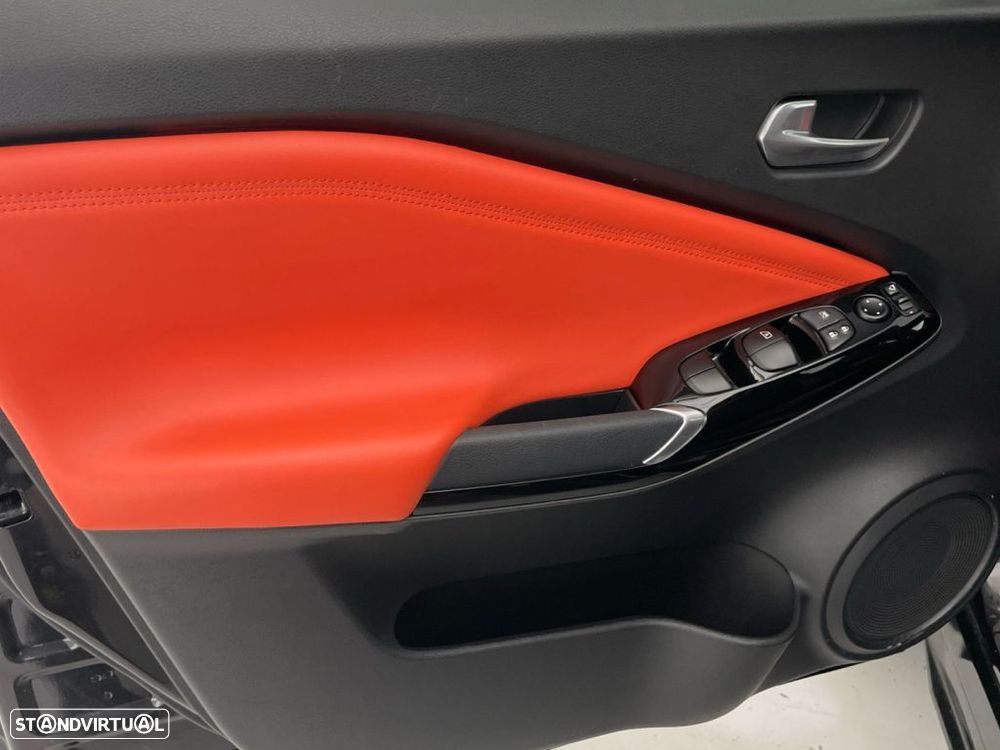 Nissan Juke 1.0 DIG-T N-Design C.Two Tone B.DCT - 17